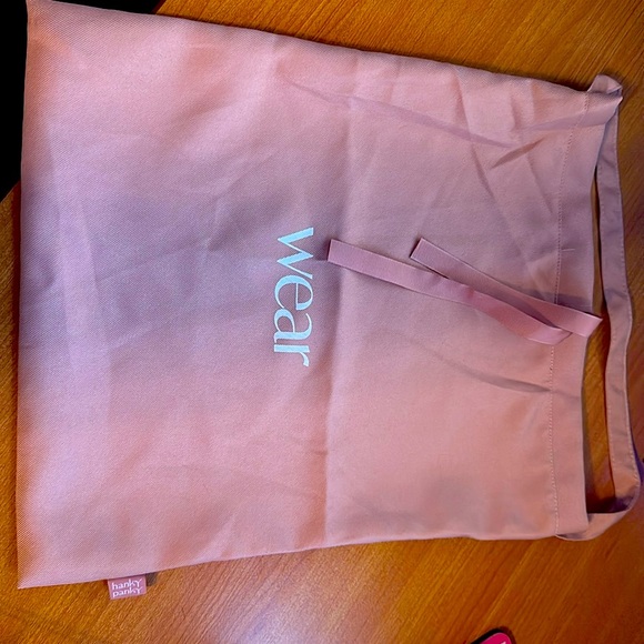 Wash & Wear Travel Bags - Picture 1 of 2